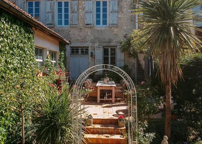 La Maison 64 Chambre D\'Hotes